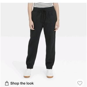 A New Day - Women's High Rise Woven Ankle Joggers